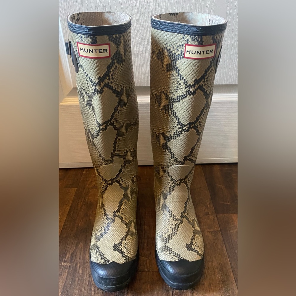 Hunter Carnaby Snake Python Print Rain Boots